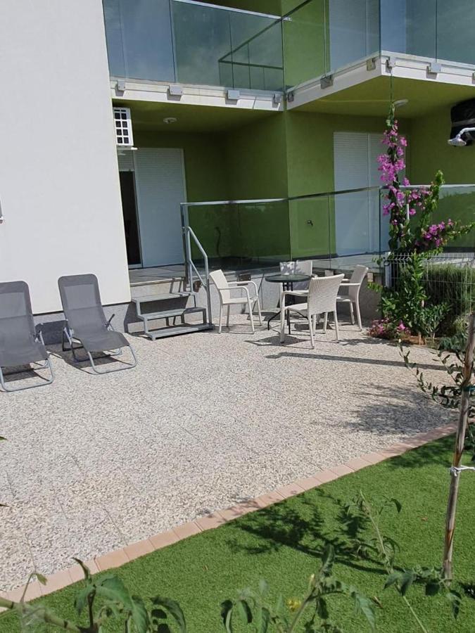 נין Apartmani Matko מראה חיצוני תמונה