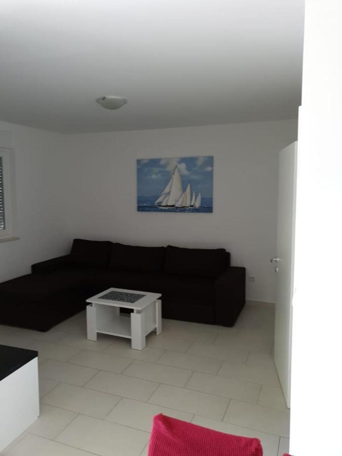 נין Apartmani Matko מראה חיצוני תמונה