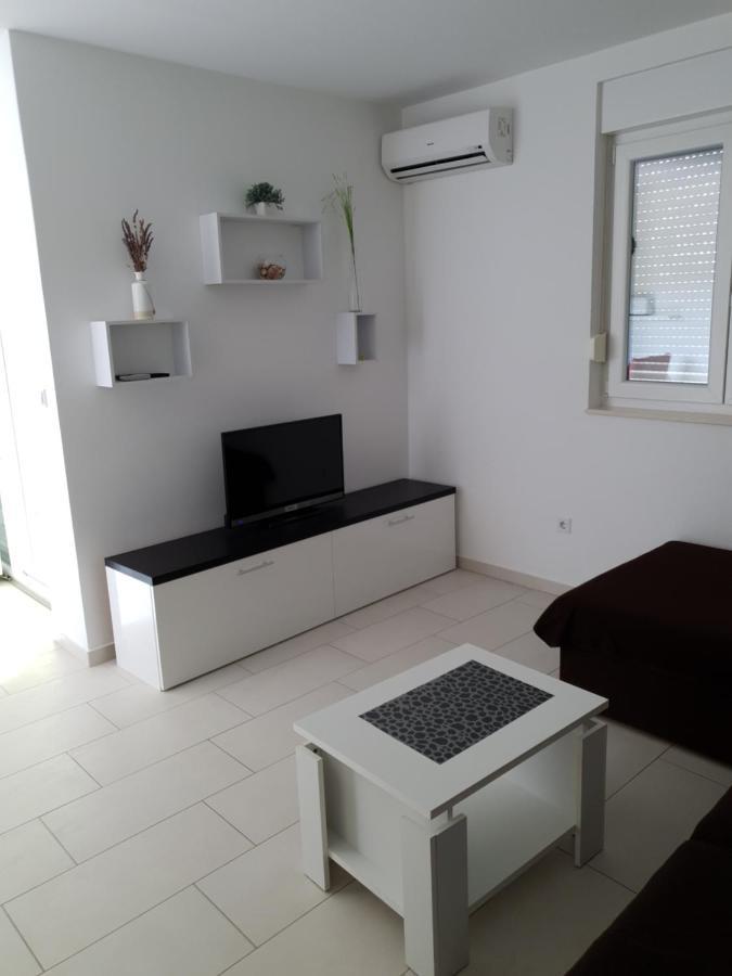 נין Apartmani Matko מראה חיצוני תמונה