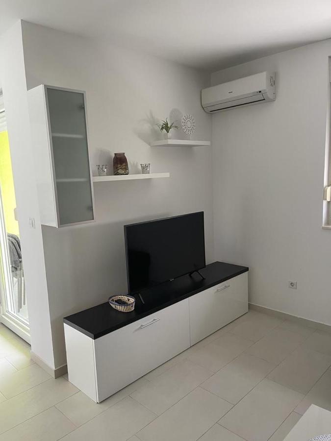 נין Apartmani Matko מראה חיצוני תמונה