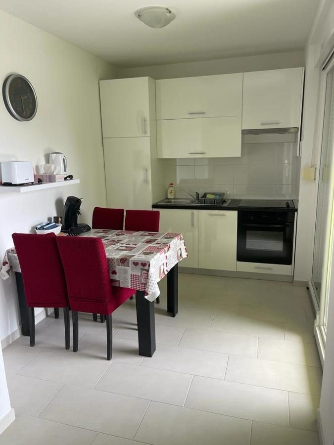 נין Apartmani Matko מראה חיצוני תמונה